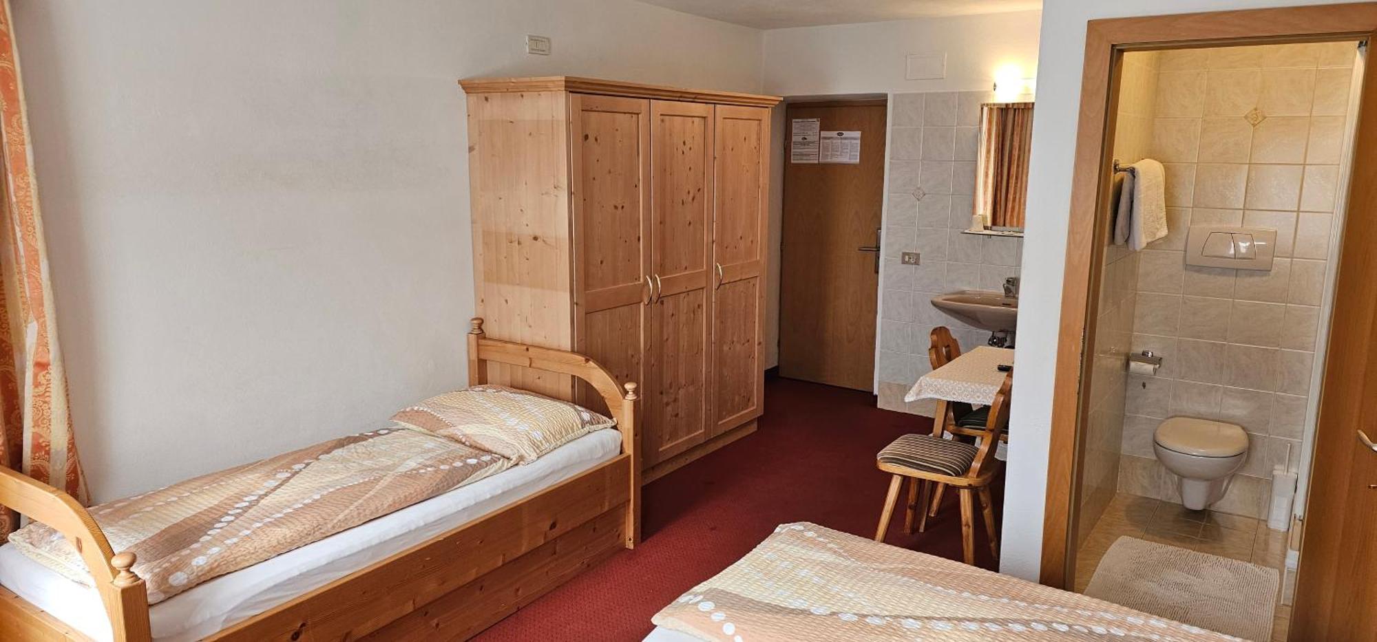 Garni Reutlingen Hotel Colfosco Bagian luar foto